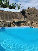 Shoki Shoki Lodge