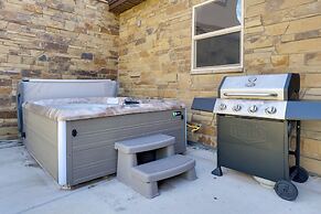 Hot Tub, Pool Table & Fireplace: 5 Mi to Breck!