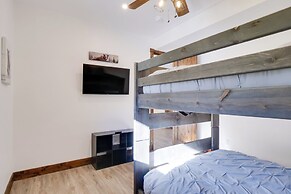 Luxe Ski Escape! Breck Home w/ Hot Tub & Game Room
