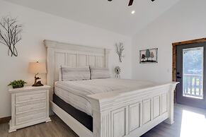 Luxe Ski Escape! Breck Home w/ Hot Tub & Game Room