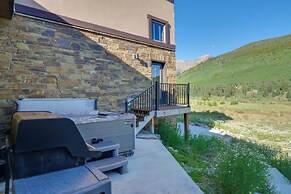 Luxe Ski Escape! Breck Home w/ Hot Tub & Game Room
