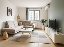 3 pieces pres de Bir Mourad Raid