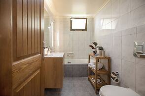 Akl - Chic Apts & Balconies in Batroun