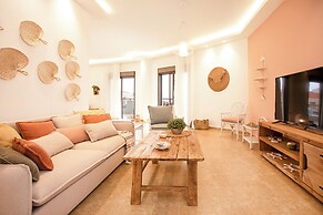 Akl - Chic Apts & Balconies in Batroun