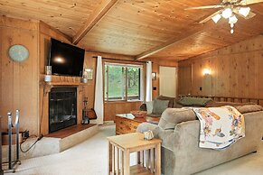 The Treehouse Lakes & Trails Cabin 3 Bedroom Cabin