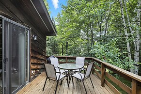 The Treehouse Lakes & Trails Cabin 3 Bedroom Cabin