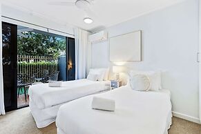 Rainforest Reef Retreat - Esplanade Ground-floor Apartment