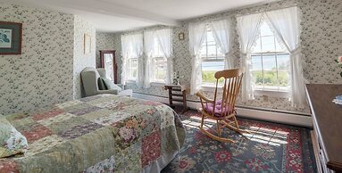 Acadia Oceanside Meadows Inn