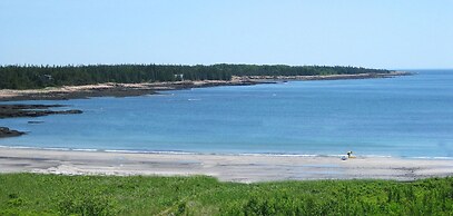 Acadia Oceanside Meadows Inn