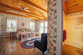 Acadia Oceanside Meadows Inn