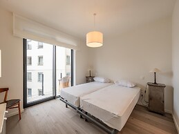 Wagram Apartment for 8 Peoples