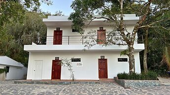 Hotel Termales La Montaña