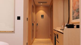 Crowne Plaza Dushanbe by IHG