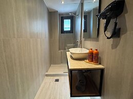 Downtown Suites