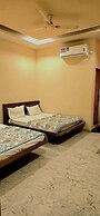 Sunrise Hotel & Restaurant