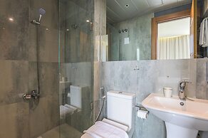Gate 9 Tower -Studios & Apts Mar Mikhael