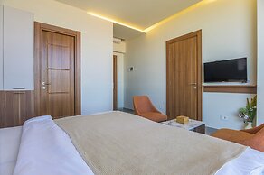 Gate 9 Tower -Studios & Apts Mar Mikhael