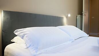 Suites 215 Colosseum - Guesthouse