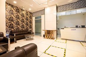 Hotel Laaiba Residency