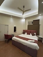 Sahani Hotel