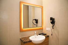 Front One Hotel Papua Lestari