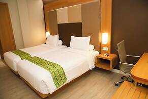 Front One Hotel Papua Lestari