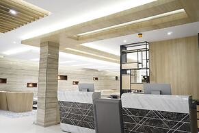 Front One Hotel Papua Lestari