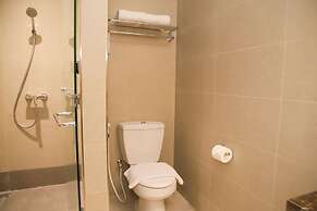 Front One Hotel Papua Lestari