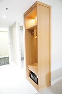 Front One Hotel Papua Lestari