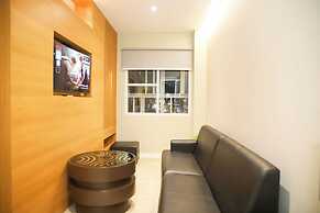 Front One Hotel Papua Lestari