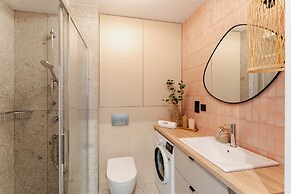 POSESJA PLAŻOWA PREMIUM & SPA