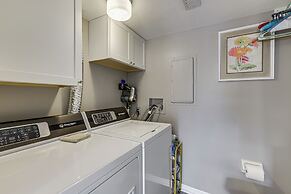 Townhome 10 Mi to Wpafb & Dayton!