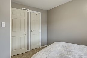 Townhome 10 Mi to Wpafb & Dayton!