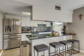 Townhome 10 Mi to Wpafb & Dayton!
