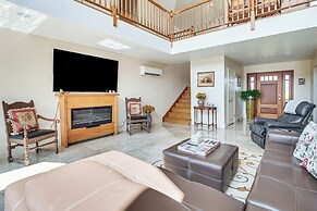 Grill Out, Play Pool: Huge Home on Lake Champlain!