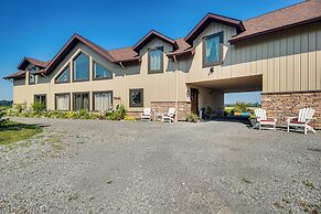 Grill Out, Play Pool: Huge Home on Lake Champlain!