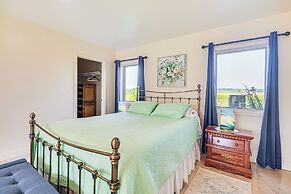 Grill Out, Play Pool: Huge Home on Lake Champlain!