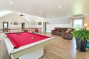 Grill Out, Play Pool: Huge Home on Lake Champlain!