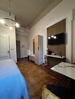 Bed & Chic art rooms
