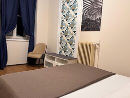 Bed & Chic art rooms