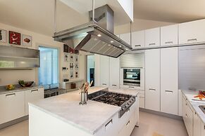 Luxury Golf Villa II