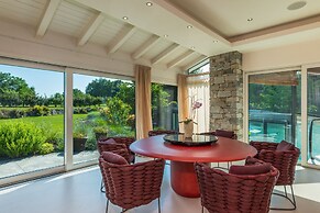 Luxury Golf Villa II