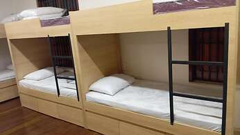 Angatu Hostel Service
