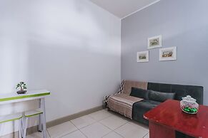 Studio com Wi-fi e Ar a 45m da Praia de Copacabana