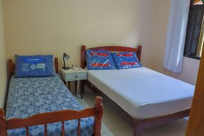 Casa com Wifi e Churrasq a 500m da Praia de Suar o