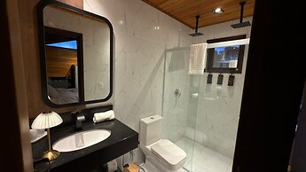 Chalé Cabernet - Vila Chamonix