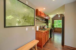 Tranquil Heights Cabin In Hocking Hills- HOT Tub!