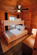 Memories at Hillside A Modern Cabin Hocking Hills
