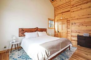 Fern Haven A Modern Take on Hocking Hills Cabins