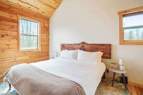 Fern Haven A Modern Take on Hocking Hills Cabins